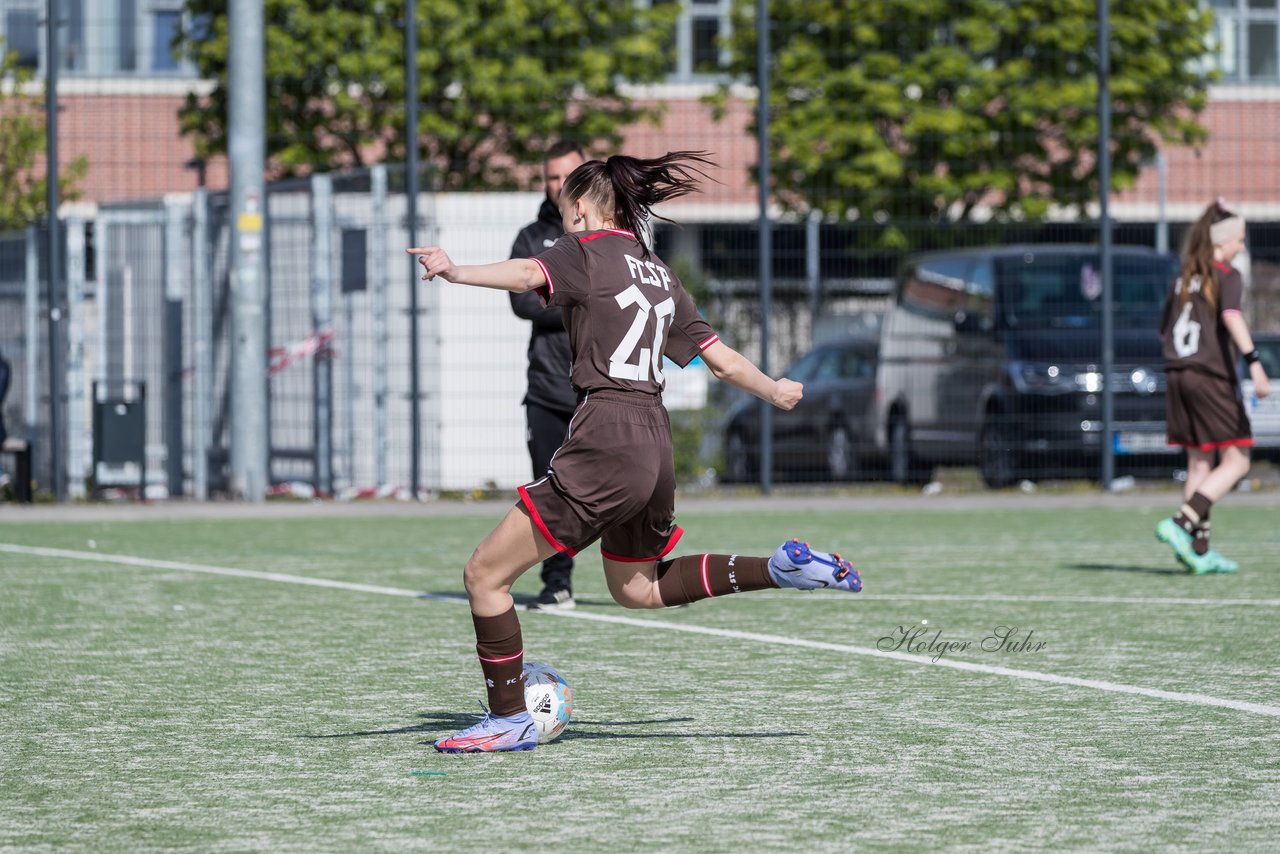 Bild 116 - wBJ St. Pauli - Walddoerfer : Ergebnis: 1:11